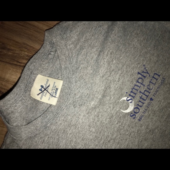 Bundle of women’s t shirts size medium - Picture 4 of 7